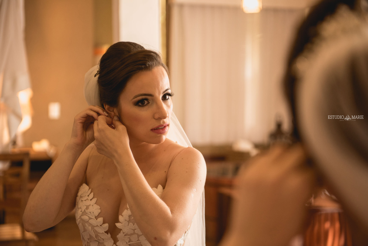 destination wedding,  wedding dress, inspiration photographers, casamento do ano, wedding day, vestido rosa clará, pousada brisa da serra, buffet cecilia resgalla, patricia noivas e festas, rewuinte festas, pug, cachorro em casamento