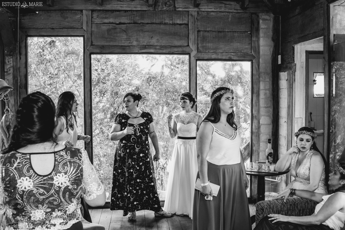 wedding, destination wedding, casamento de dia, casamento externo, reserva cachoeira cala boca, casando em minas gerais, casamento bruxo, casamento maçônico, casamento DIY, noiva tatuada, noivo com barba