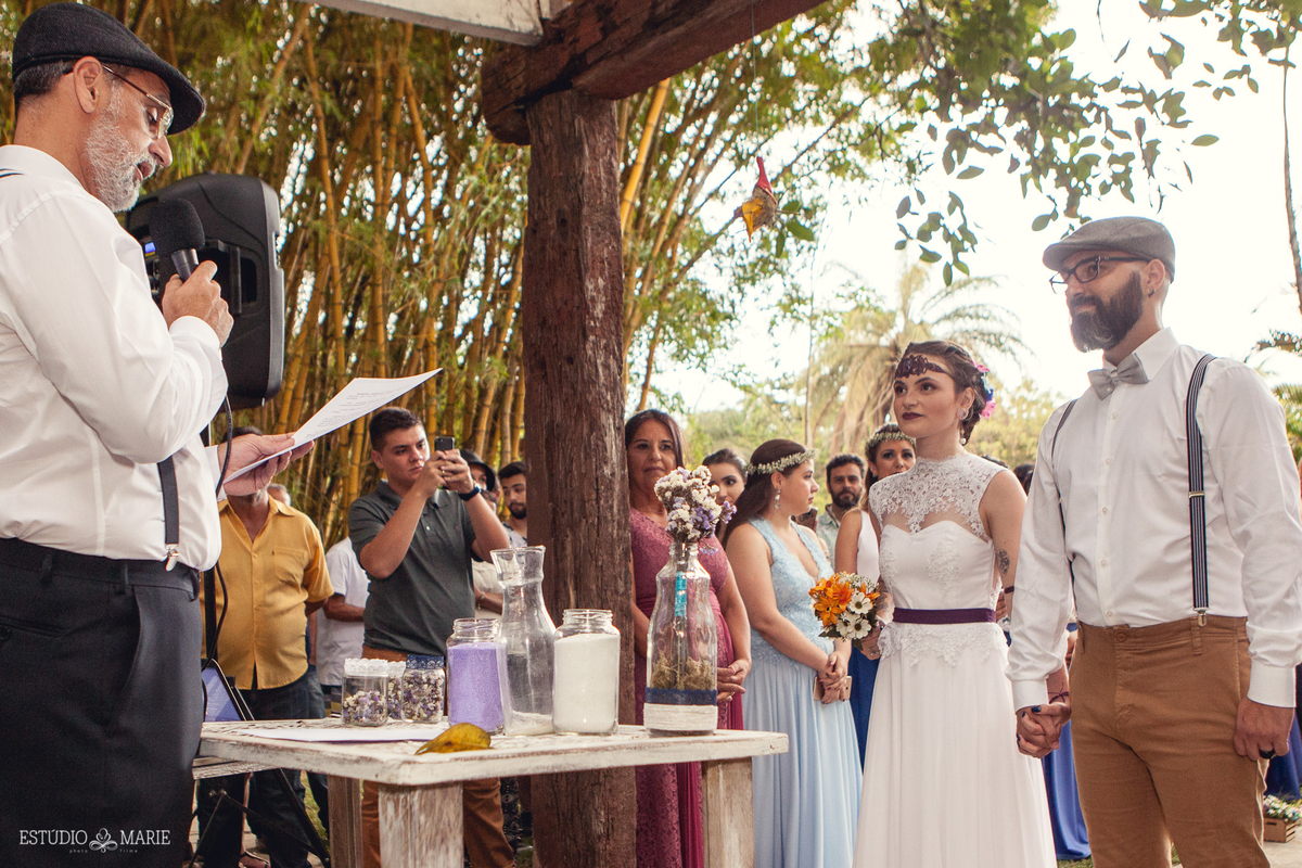 wedding, destination wedding, casamento de dia, casamento externo, reserva cachoeira cala boca, casando em minas gerais, casamento bruxo, casamento maçônico, casamento DIY, noiva tatuada, noivo com barba