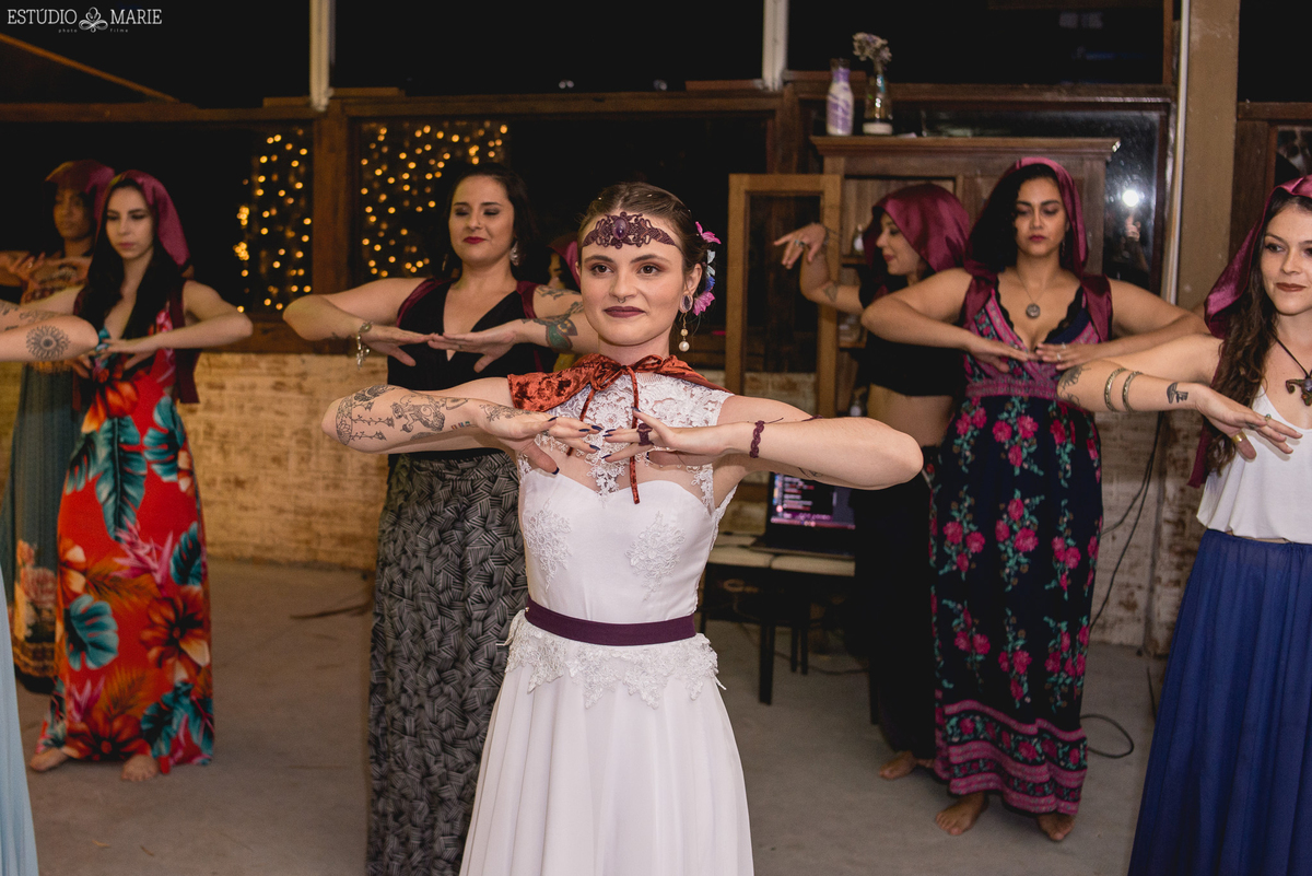 wedding, destination wedding, casamento de dia, casamento externo, reserva cachoeira cala boca, casando em minas gerais, casamento bruxo, casamento maçônico, casamento DIY, noiva tatuada, noivo com barba