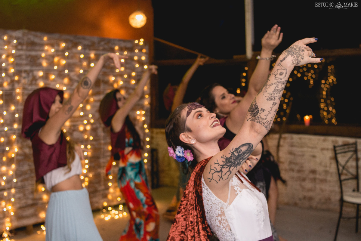 wedding, destination wedding, casamento de dia, casamento externo, reserva cachoeira cala boca, casando em minas gerais, casamento bruxo, casamento maçônico, casamento DIY, noiva tatuada, noivo com barba