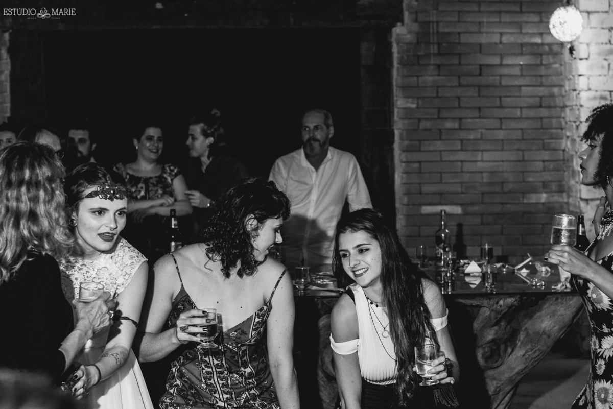 wedding, destination wedding, casamento de dia, casamento externo, reserva cachoeira cala boca, casando em minas gerais, casamento bruxo, casamento maçônico, casamento DIY, noiva tatuada, noivo com barba