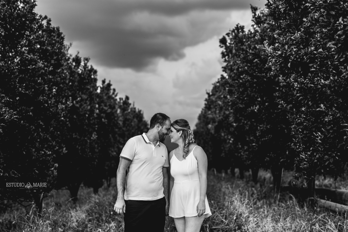 ensaio de namoro pré casamento pré wedding, tiradentes mg, bichinho, prados, ensaio em plantação, casamento em mg, casando em mg, ensaio fotografico entardecer, e-session,dani silva makeup , serra de tiradentes,  engengement session,save the date