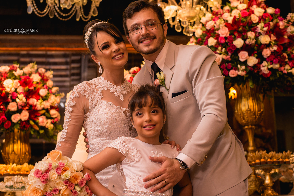 destination wedding,  wedding dress, inspiration photographers, casamento do ano, wedding day, casa fonbart,igreja matriz santo antonio, buffet cecilia resgalla, casando em tiradentes, requinte festas, noiva grávida, dani silva make,madrinhas mesma cor