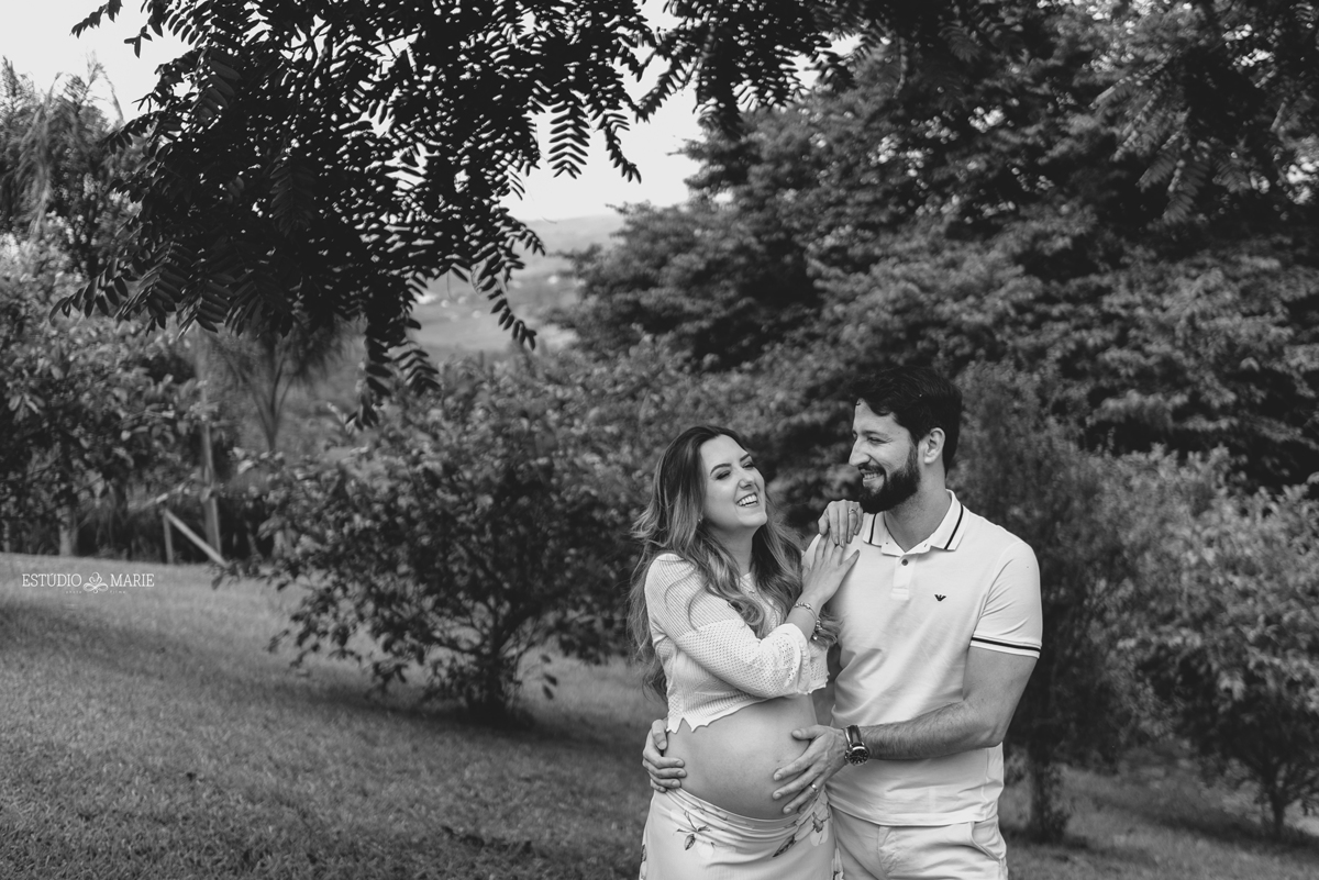 ensaio de gestante, pregant session, fotografia externa, ensaio fotografico, estudio marie, mae primeira viagem, fotografia de familia, gestantes, lifestyle session, pouso rural caviuna, ensaio gestante tiradentes mg, ensaio gravia ao ar livre