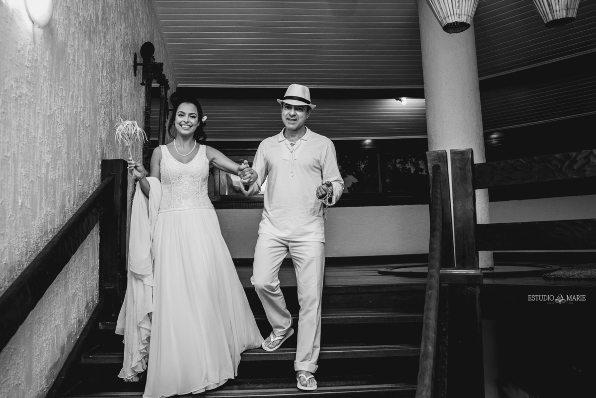 destination wedding,  wedding dress, inspiration photographers, casamento do ano, wedding day, casando na praia, casamento na praia, hotel quinta do ouro, haus bier, mini wedding,edu nepomuceno, arraial da ajuda, casamento bahia, casamento trancoso