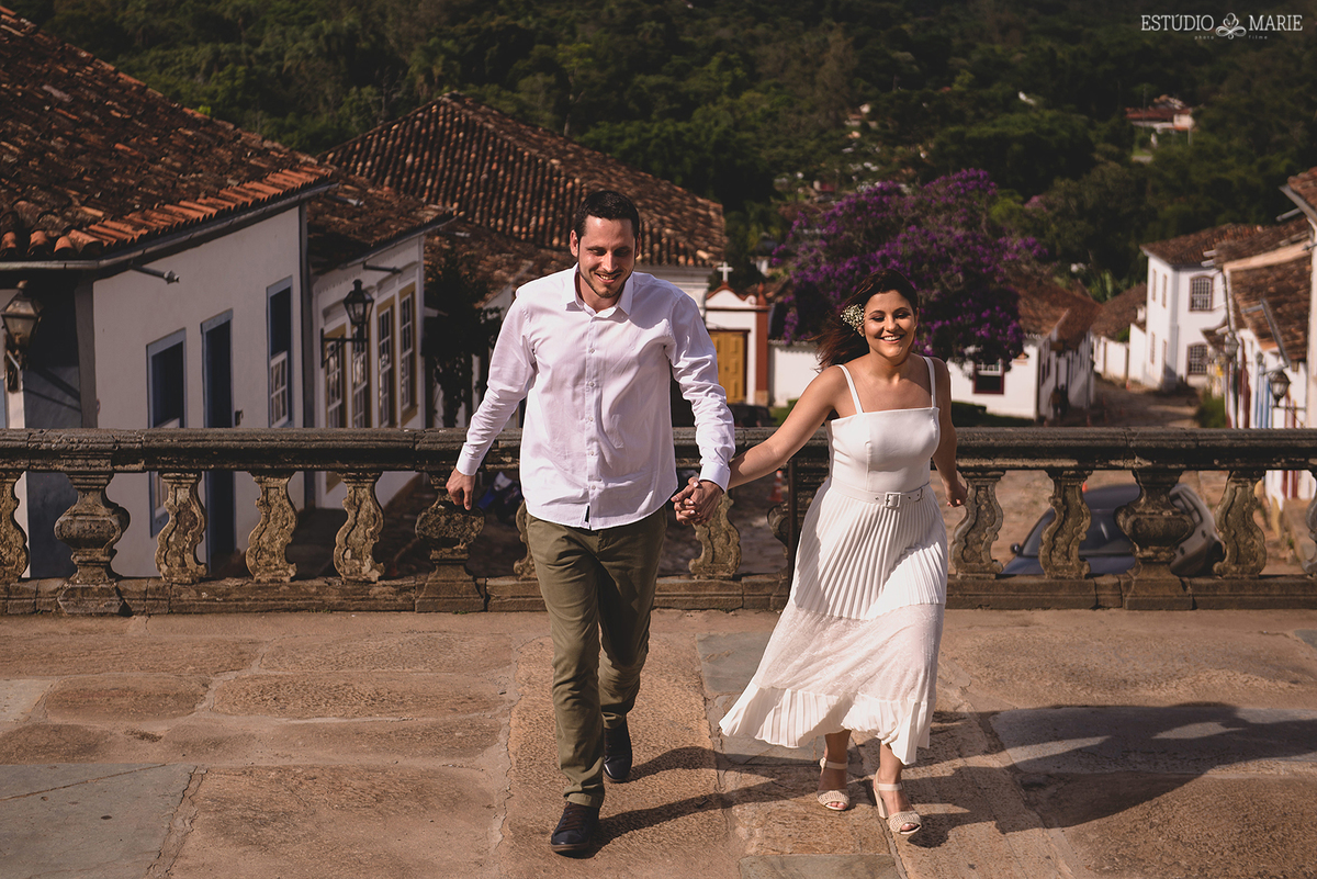 ensaio de namoro, pré casamento pré wedding, tiradentes mg, casamento em mg, casando em mg, ensaio fotografico entardecer, e-session,serra de tiradentes,  engengement session,save the date, centro historico tiradentes, casamento civil, wedding day, 