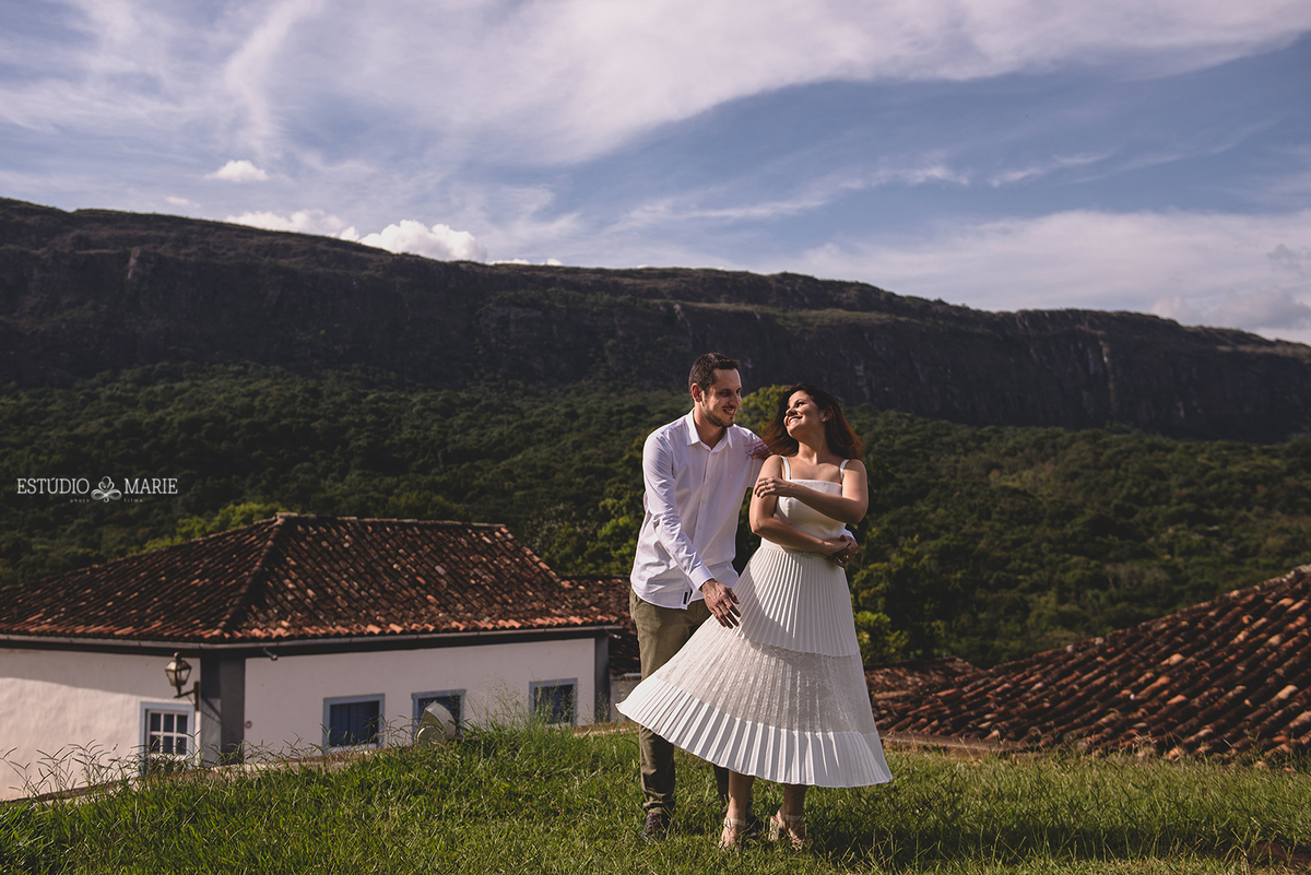 ensaio de namoro, pré casamento pré wedding, tiradentes mg, casamento em mg, casando em mg, ensaio fotografico entardecer, e-session,serra de tiradentes,  engengement session,save the date, centro historico tiradentes, casamento civil, wedding day, 