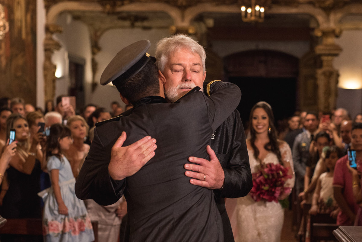 destination wedding,  wedding dress, inspiration photographers, casamento do ano, wedding day, ,igreja matriz santo antonio, casa fonbart, make bela, wedding ideas, casando em tiradentes, vestido de noiva, casamento igreja historica, madrinhas iguais 