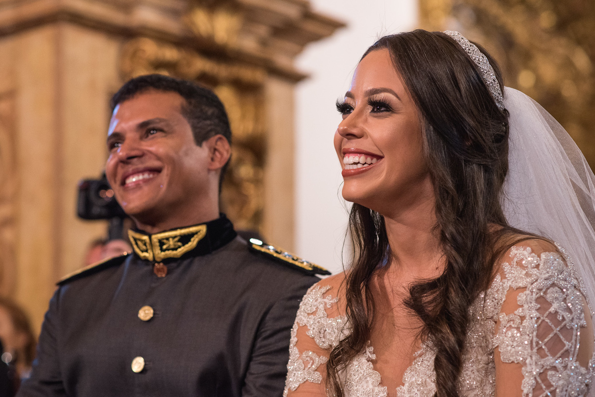 destination wedding,  wedding dress, inspiration photographers, casamento do ano, wedding day, ,igreja matriz santo antonio, casa fonbart, make bela, wedding ideas, casando em tiradentes, vestido de noiva, casamento igreja historica, madrinhas iguais 