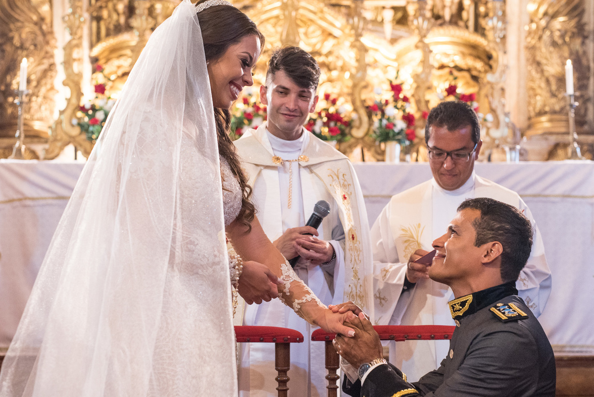 destination wedding,  wedding dress, inspiration photographers, casamento do ano, wedding day, ,igreja matriz santo antonio, casa fonbart, make bela, wedding ideas, casando em tiradentes, vestido de noiva, casamento igreja historica, madrinhas iguais 