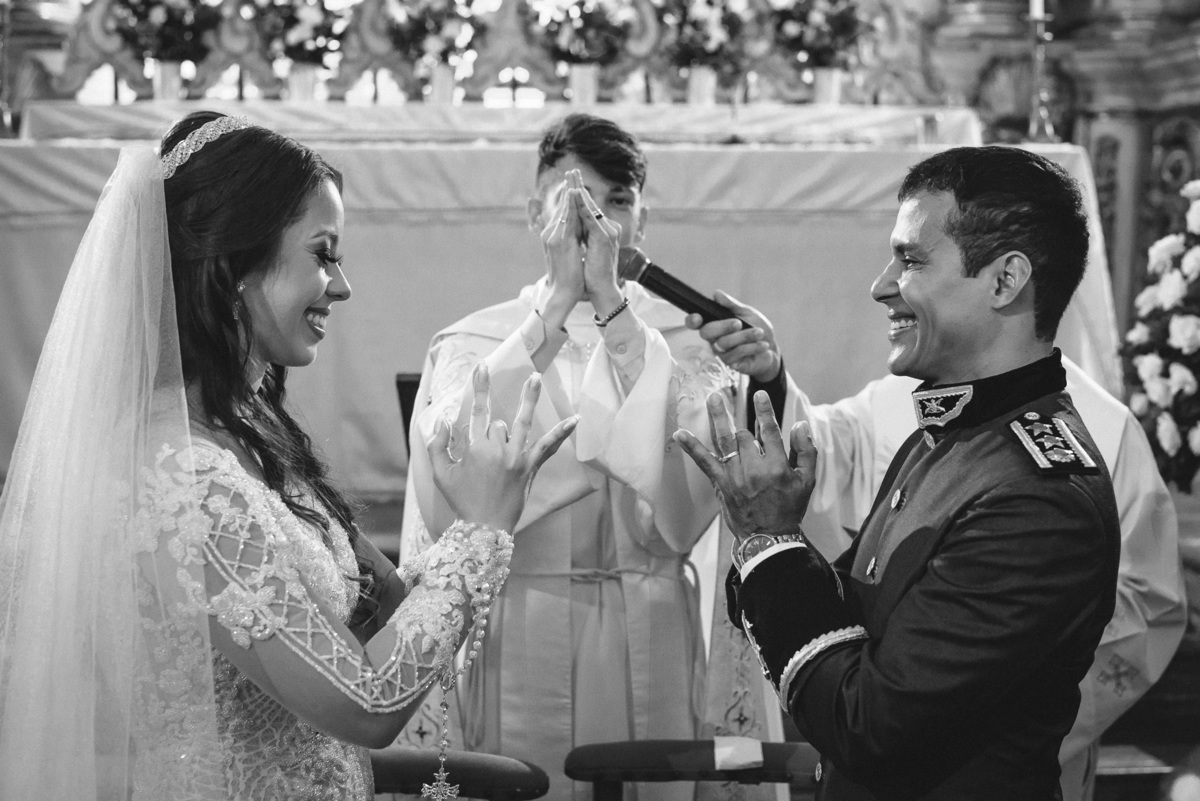 destination wedding,  wedding dress, inspiration photographers, casamento do ano, wedding day, ,igreja matriz santo antonio, casa fonbart, make bela, wedding ideas, casando em tiradentes, vestido de noiva, casamento igreja historica, madrinhas iguais 