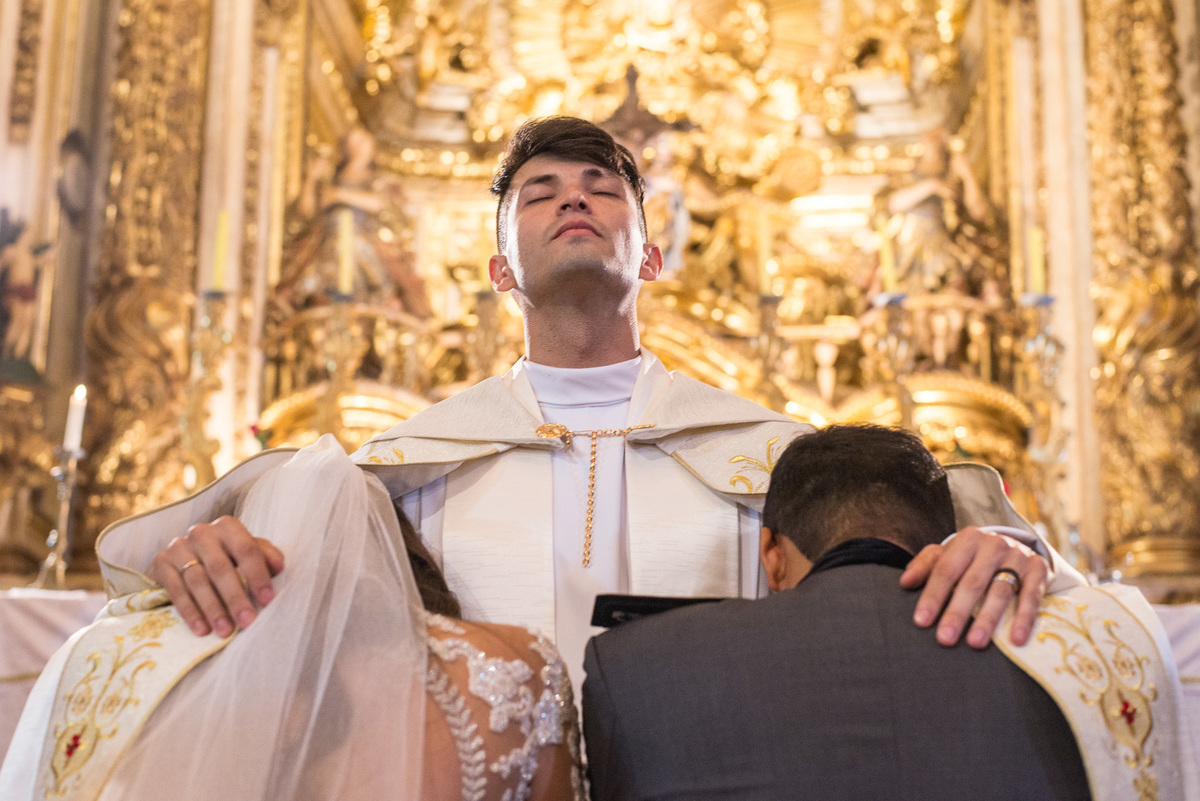 destination wedding,  wedding dress, inspiration photographers, casamento do ano, wedding day, ,igreja matriz santo antonio, casa fonbart, make bela, wedding ideas, casando em tiradentes, vestido de noiva, casamento igreja historica, madrinhas iguais 