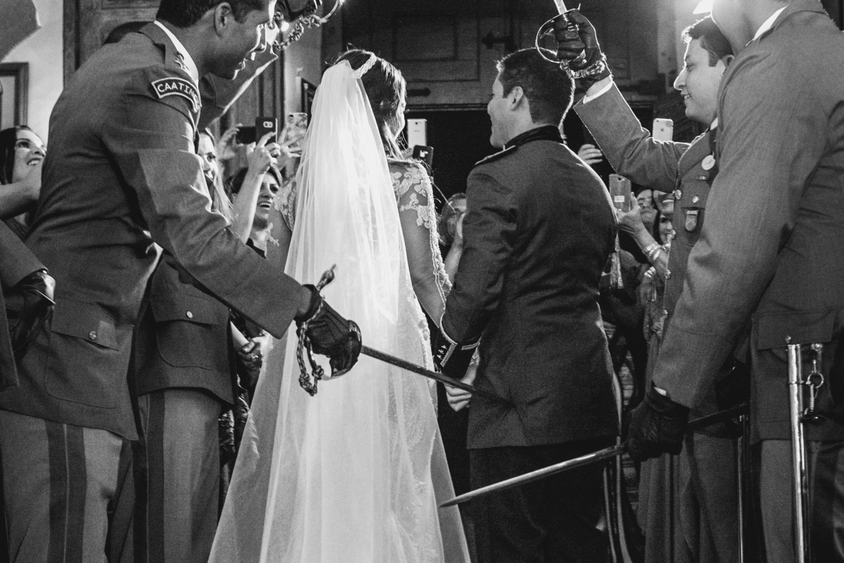 destination wedding,  wedding dress, inspiration photographers, casamento do ano, wedding day, ,igreja matriz santo antonio, casa fonbart, make bela, wedding ideas, casando em tiradentes, vestido de noiva, casamento igreja historica, madrinhas iguais 