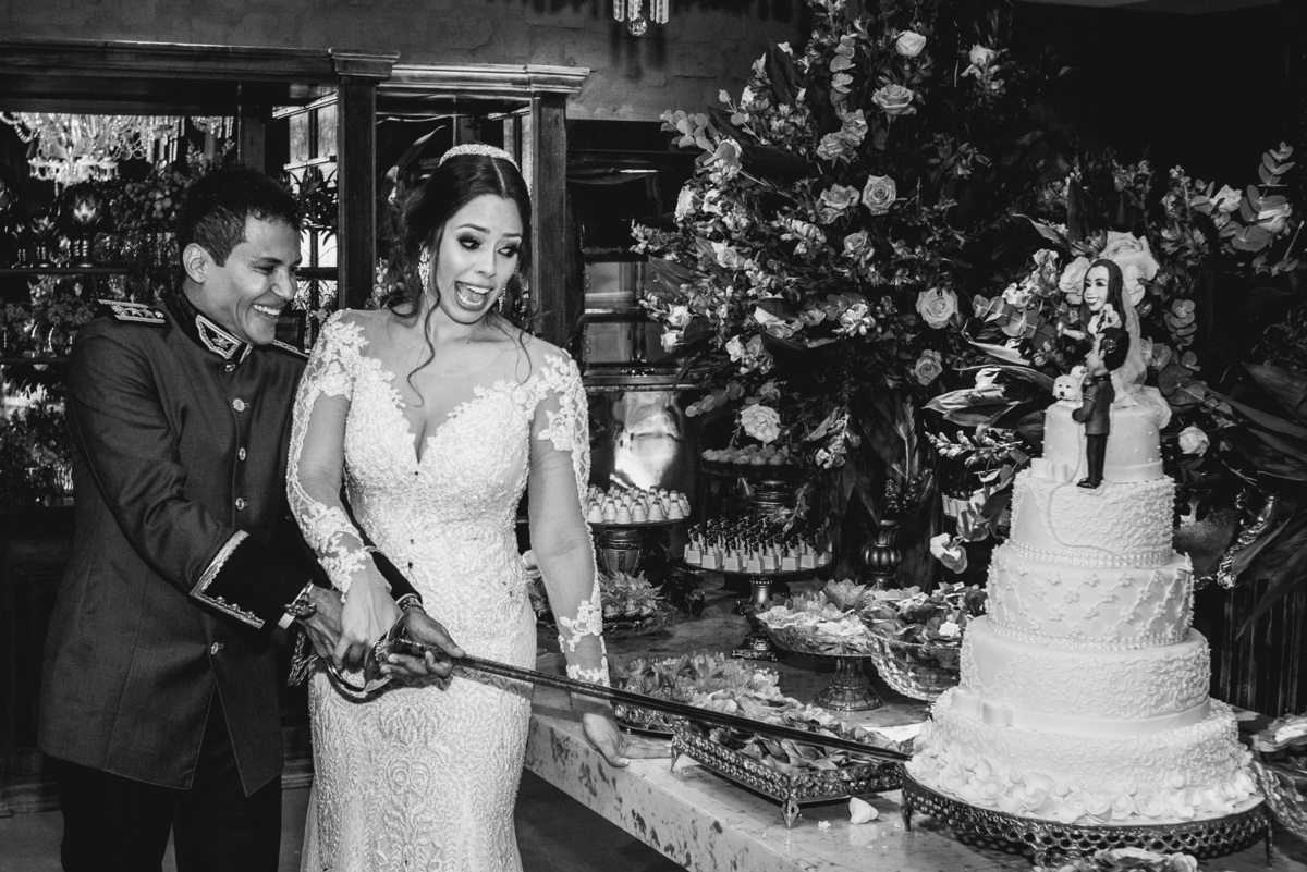 destination wedding,  wedding dress, inspiration photographers, casamento do ano, wedding day, ,igreja matriz santo antonio, casa fonbart, make bela, wedding ideas, casando em tiradentes, vestido de noiva, casamento igreja historica, madrinhas iguais 