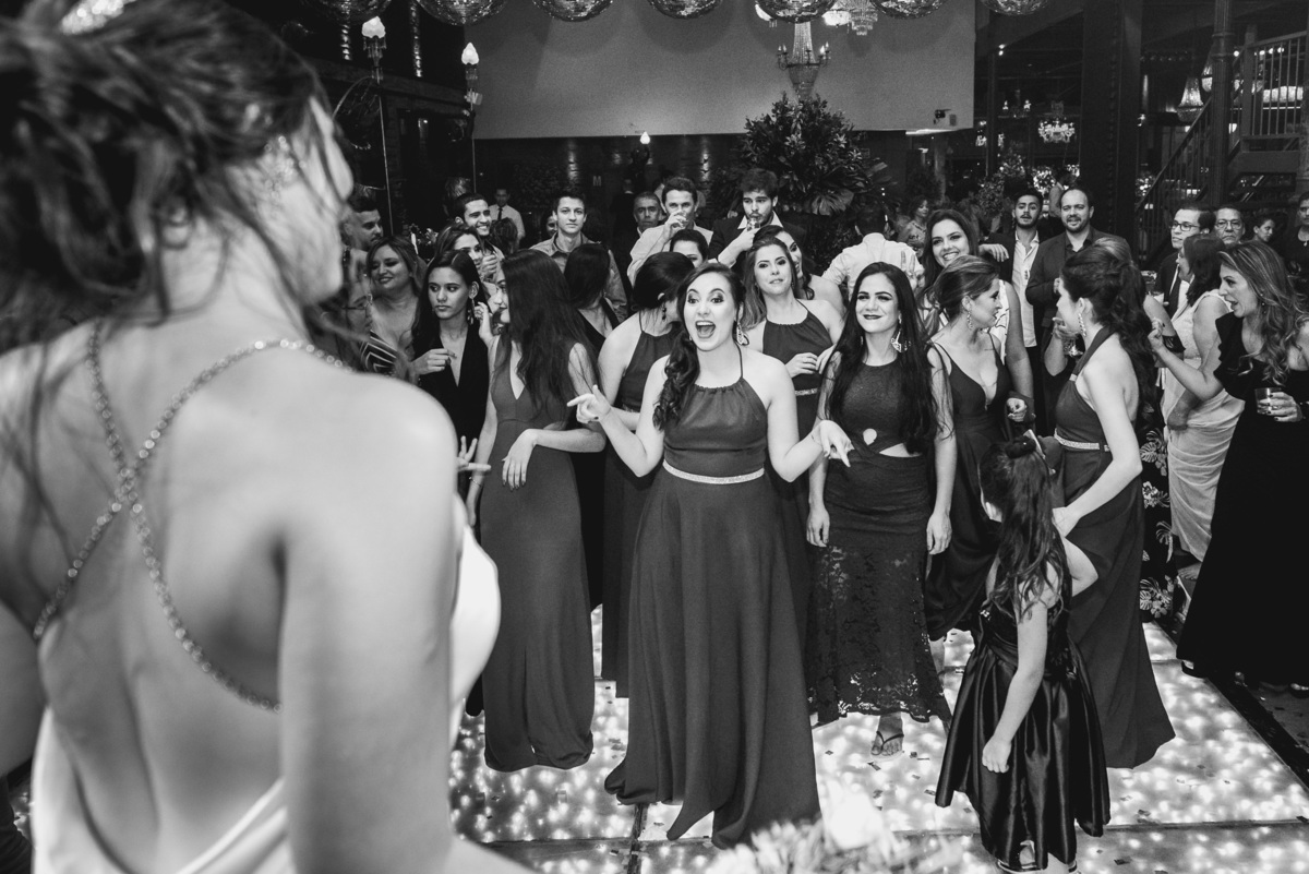 destination wedding,  wedding dress, inspiration photographers, casamento do ano, wedding day, ,igreja matriz santo antonio, casa fonbart, make bela, wedding ideas, casando em tiradentes, vestido de noiva, casamento igreja historica, madrinhas iguais 