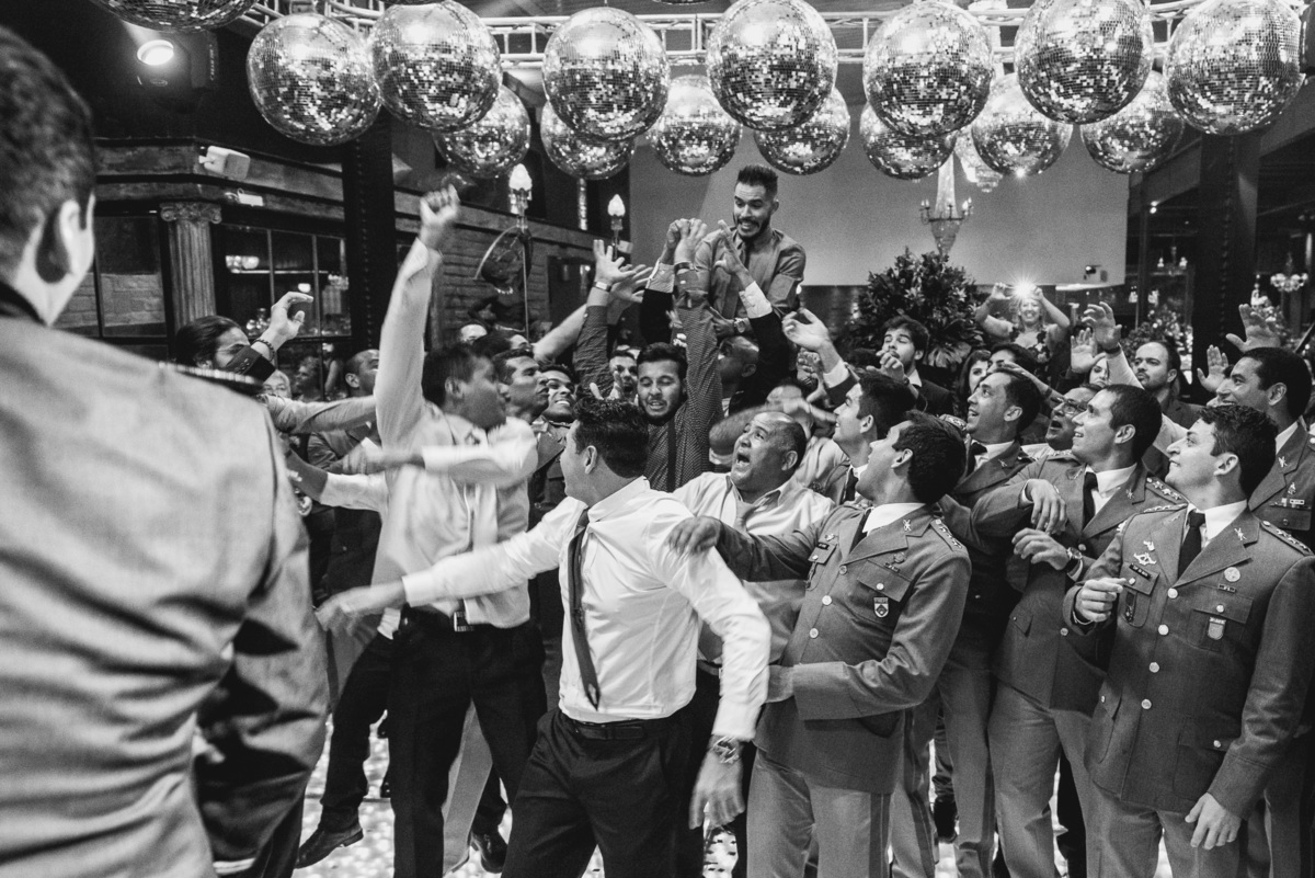 destination wedding,  wedding dress, inspiration photographers, casamento do ano, wedding day, ,igreja matriz santo antonio, casa fonbart, make bela, wedding ideas, casando em tiradentes, vestido de noiva, casamento igreja historica, madrinhas iguais 