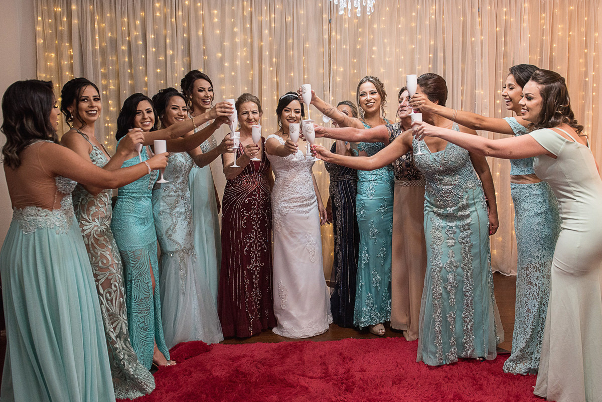 make bela,vestido de noiva giulliano oliva, guybuffet, casamento igreja do carmo, destination wedding, dj nilo jf, wedding ideas, casamento a noite, vestido sob medida, festa de casamento, casando em mg, vestidos madrinhas azul tiffany, wedding dream,