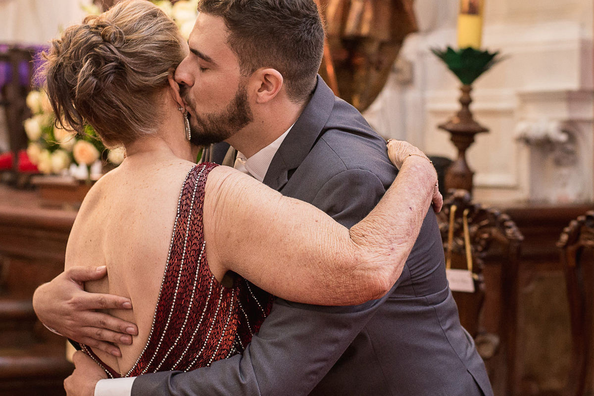 make bela,vestido de noiva giulliano oliva, guybuffet, casamento igreja do carmo, destination wedding, dj nilo jf, wedding ideas, casamento a noite, vestido sob medida, festa de casamento, casando em mg, vestidos madrinhas azul tiffany, wedding dream,