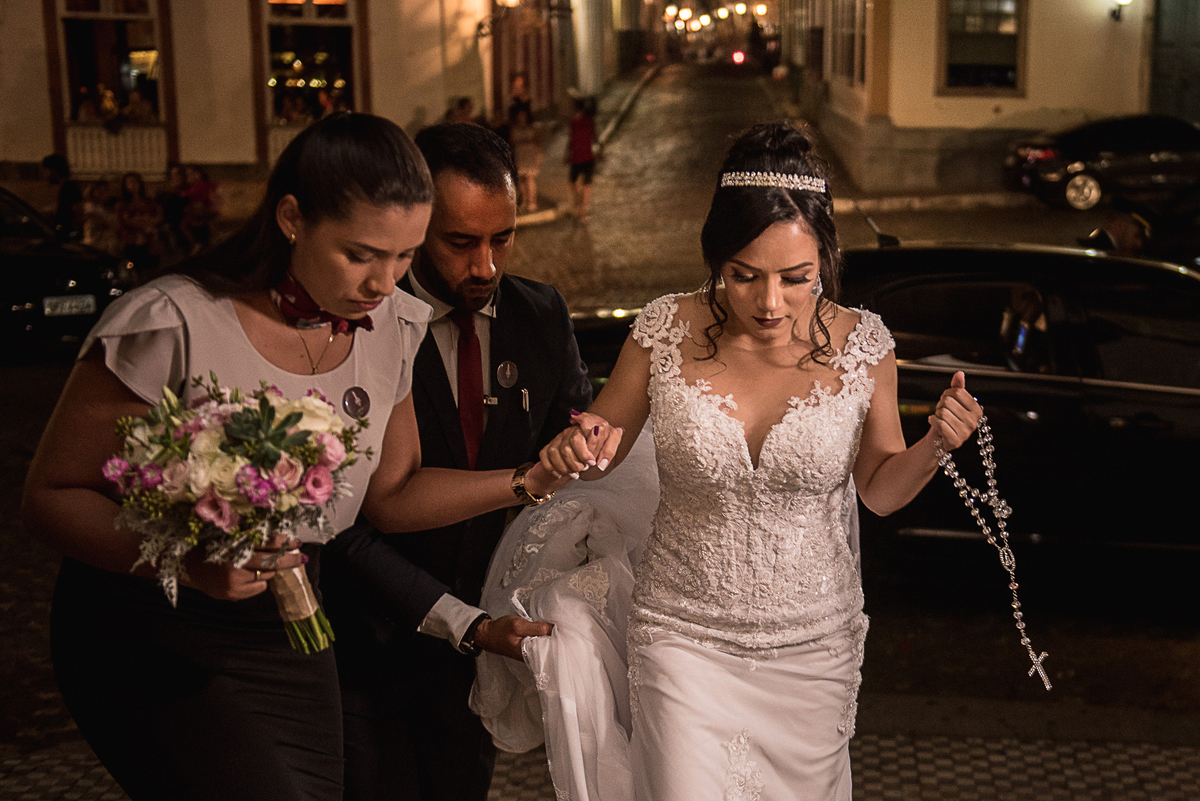 make bela,vestido de noiva giulliano oliva, guybuffet, casamento igreja do carmo, destination wedding, dj nilo jf, wedding ideas, casamento a noite, vestido sob medida, festa de casamento, casando em mg, vestidos madrinhas azul tiffany, wedding dream,