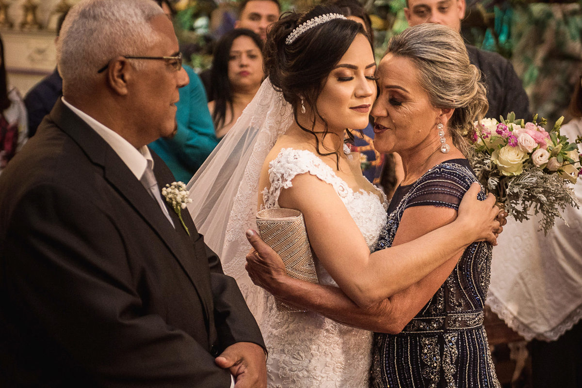 make bela,vestido de noiva giulliano oliva, guybuffet, casamento igreja do carmo, destination wedding, dj nilo jf, wedding ideas, casamento a noite, vestido sob medida, festa de casamento, casando em mg, vestidos madrinhas azul tiffany, wedding dream,