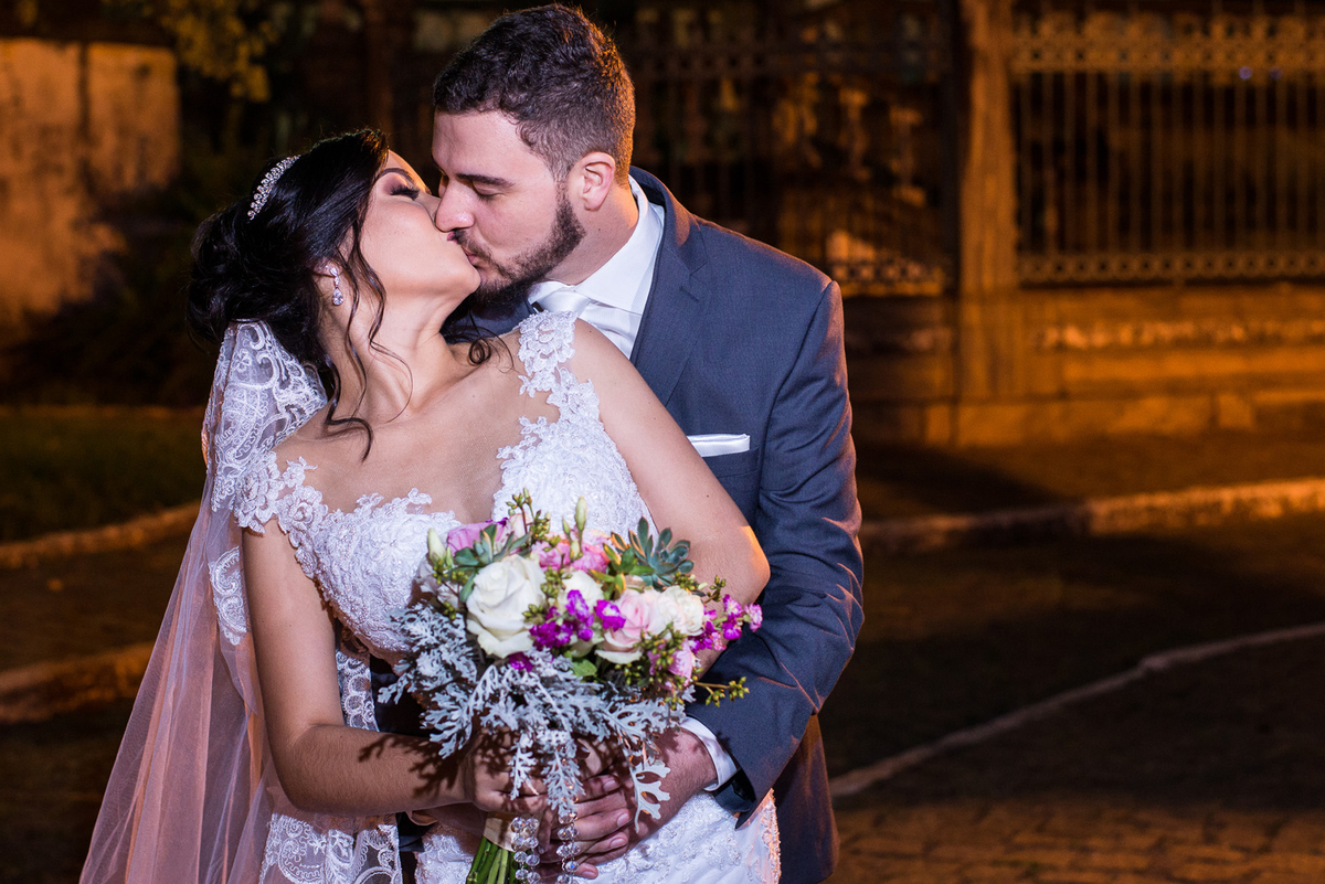 make bela,vestido de noiva giulliano oliva, guybuffet, casamento igreja do carmo, destination wedding, dj nilo jf, wedding ideas, casamento a noite, vestido sob medida, festa de casamento, casando em mg, vestidos madrinhas azul tiffany, wedding dream,