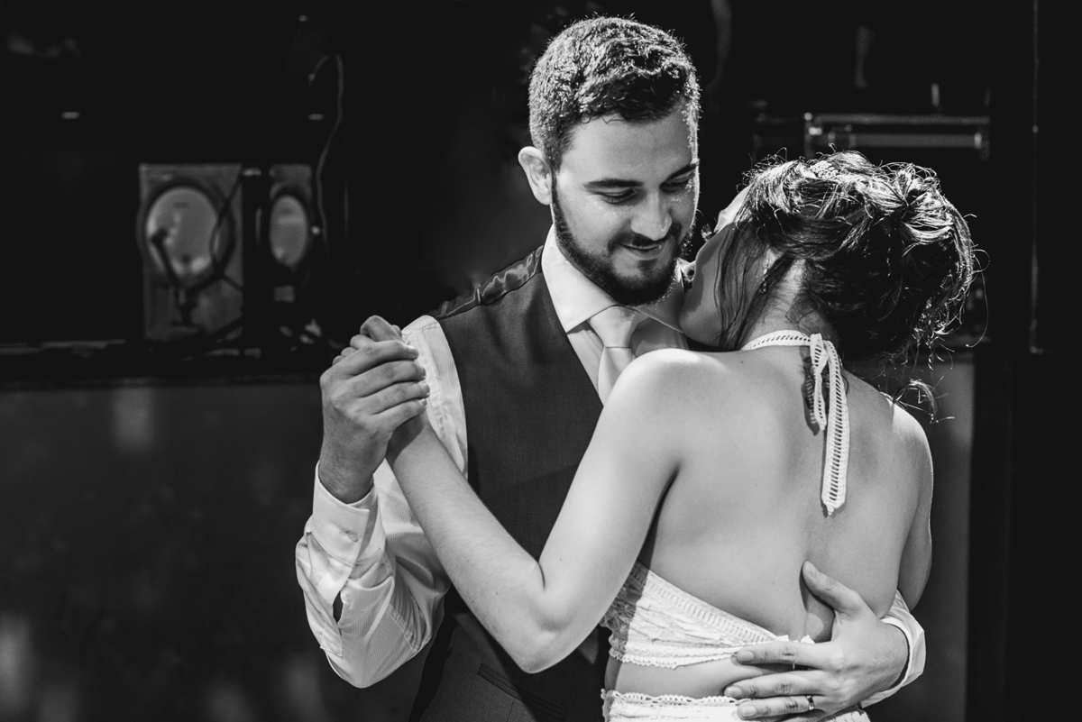 make bela,vestido de noiva giulliano oliva, guybuffet, casamento igreja do carmo, destination wedding, dj nilo jf, wedding ideas, casamento a noite, vestido sob medida, festa de casamento, casando em mg, vestidos madrinhas azul tiffany, wedding dream,