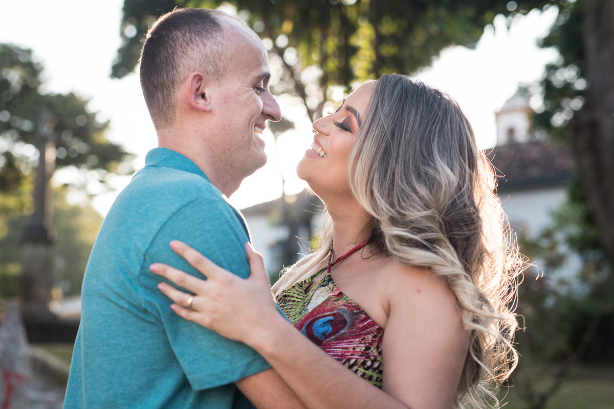ensaio namoro, pre wedding, ensaio de casal, fotografia externa, ensaio externo, centro historico sao joao del rei mg, fotografia de casamento casando em mg, save the date estudio marie foto e filmes, cidades historicas mg, make edu nepomuceno