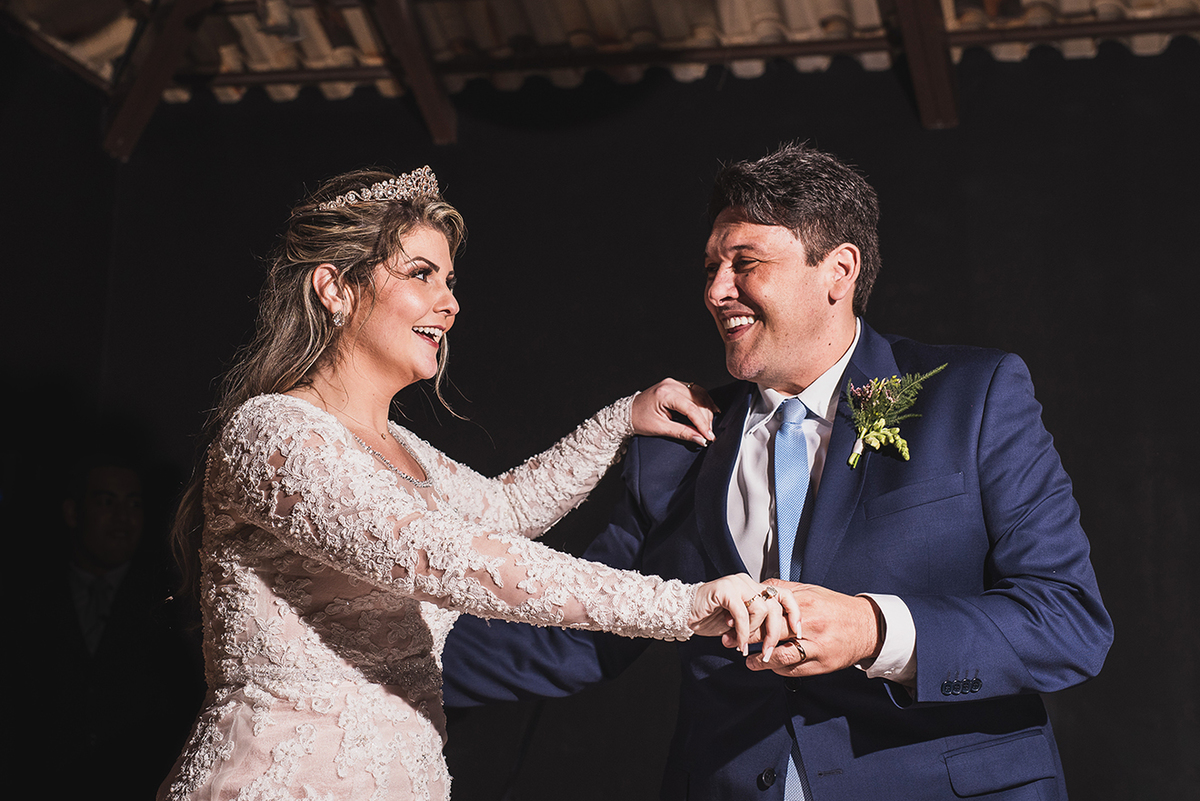 casamento, making noiva, estudio marie foto e filmes, b capelli, sao joao del rei mg, destination wedding, wedding dress, inspiration photographers, casamento do ano, wedding day, espaço festas pombal, casar ao ar livre , casamento entardecer, dj kaka