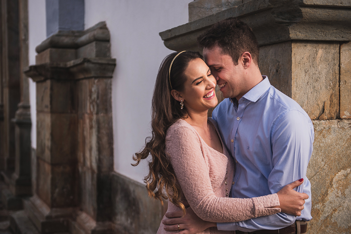 ensaio de namoro, pré casamento pré wedding, tiradentes mg, casamento em mg, casando em mg, ensaio fotografico entardecer, e-session,serra de tiradentes,  engengement session,save the date, centro historico tiradentes, wedding day