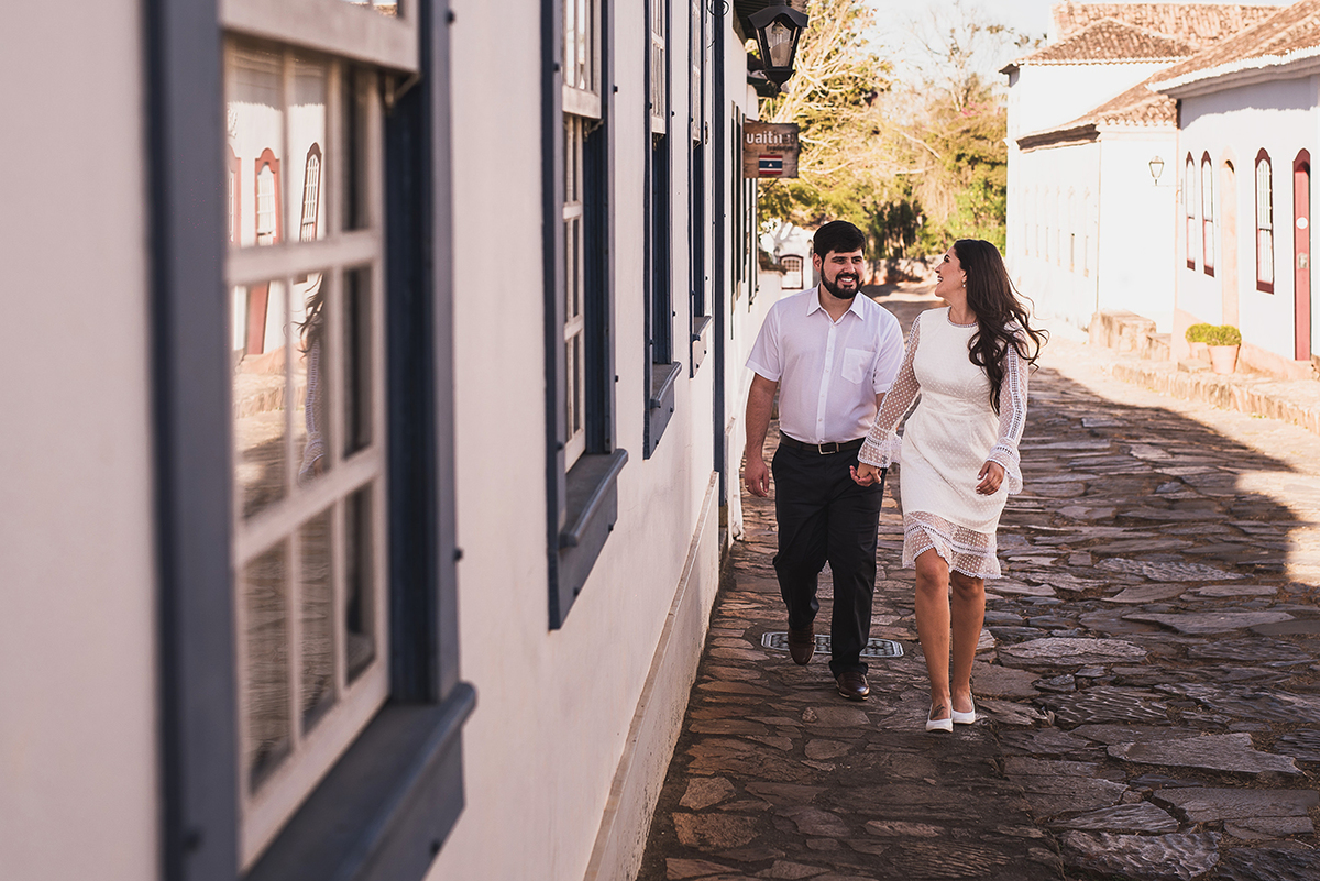 ensaio de namoro, pré casamento pré wedding, tiradentes mg, casamento em mg, casando em mg, ensaio fotografico entardecer, e-session,serra de tiradentes,  engengement session,save the date, centro historico tiradentes, wedding day