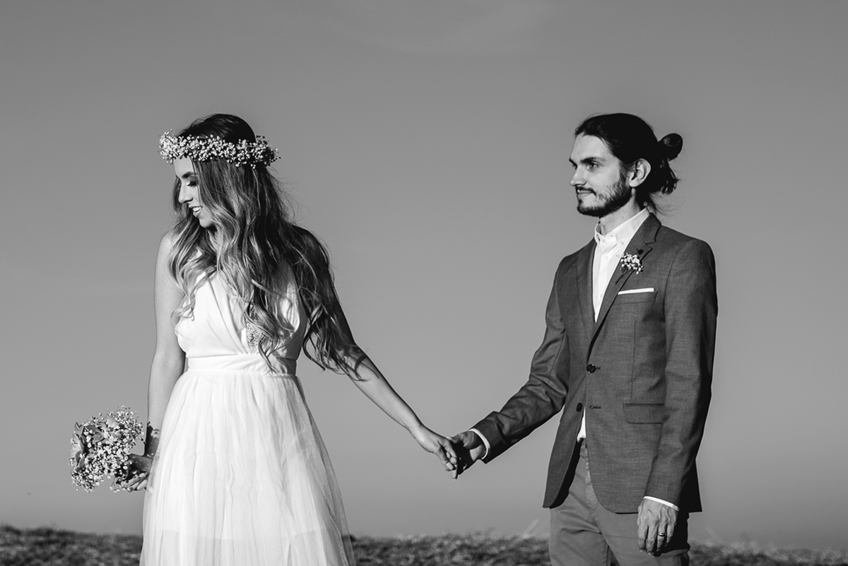 ensaio namoro, pre wedding, ensaio de casal, ensaio externo, centro historico tiradentes mg, e-session, fotografia de casamento casando em mg, casamento em bh, save the date, estudio marie foto e filmes, serra sao jose, engagement session, serra sao jose