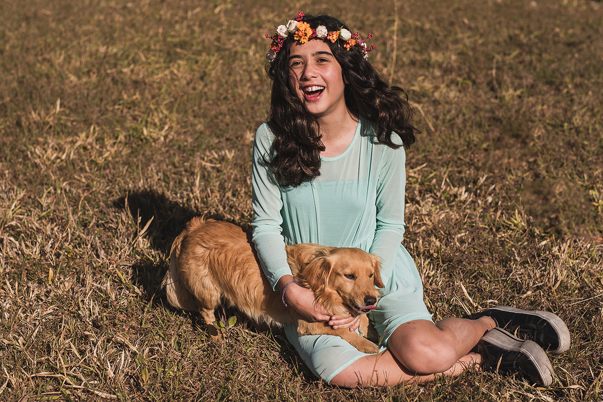 ensaio teen, fotografia 15 anos, ensaio 15 anos, ensaio ar livre, ensaio no inverno, ideias para ensaio externo, ideias para ensaio 15 anos, fotografia de familia, inpiração foto familia, ensaio com animais, ensaio com cachorro, ensaio com doguinho, coroa