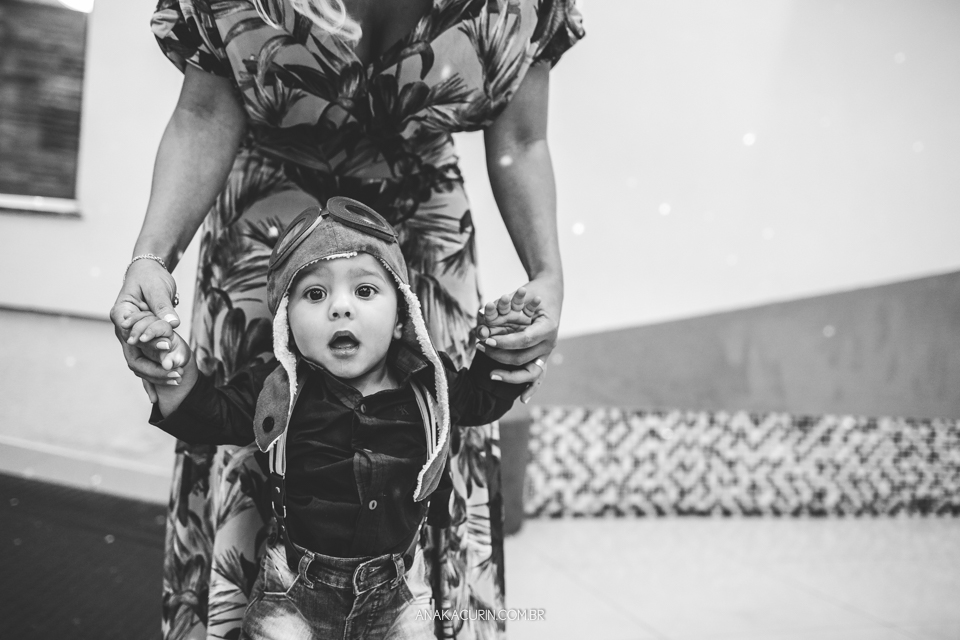 Festa de 1 ano do Bento, com o tema Aviador, fotografada por Ana Kacurin, no Rio de Janeiro
