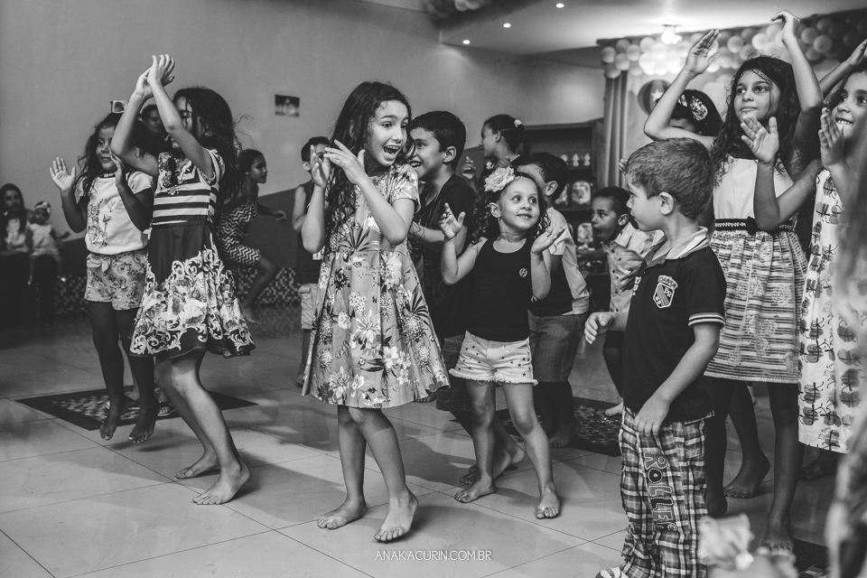 Festa de 1 ano do Bento, com o tema Aviador, fotografada por Ana Kacurin, no Rio de Janeiro