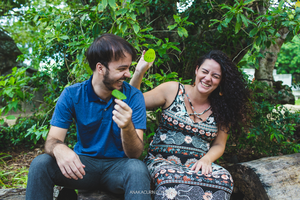 Ensaio de gestante da Roberta Ortiz realizado na Reserva Florestal do Grajaú, no Rio de Janeiro por Ana Kacurin