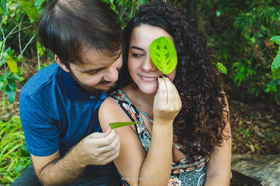 Ensaio de gestante da Roberta Ortiz realizado na Reserva Florestal do Grajaú, no Rio de Janeiro por Ana Kacurin
