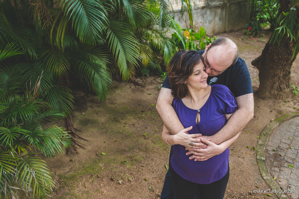 Ensaio de gestante / fotografia de gestante do Gabriel Beluga e Ana Carolina no PArque das Ruínas no Rio de Janeiro RJ, enquanto eles esperavam ansiosamente a Maria Gabriela.