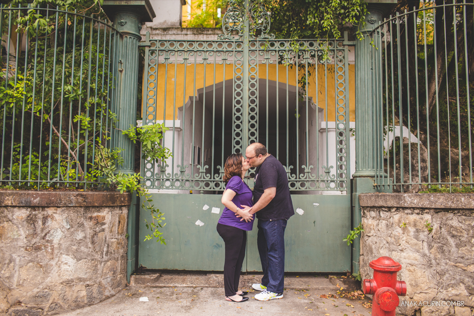 Ensaio de gestante / fotografia de gestante do Gabriel Beluga e Ana Carolina no PArque das Ruínas no Rio de Janeiro RJ, enquanto eles esperavam ansiosamente a Maria Gabriela.