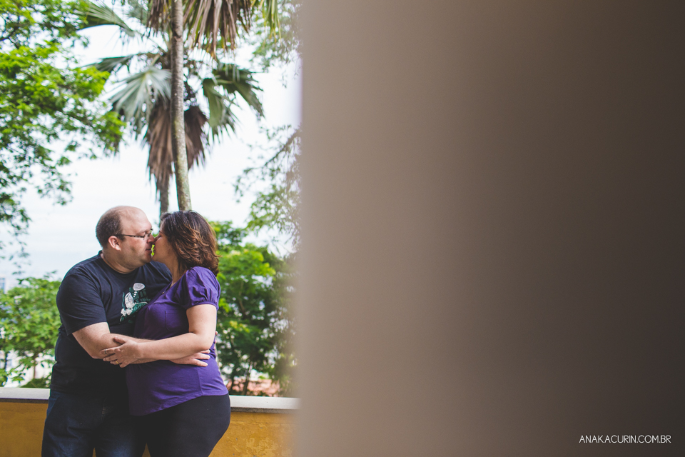 Ensaio de gestante / fotografia de gestante do Gabriel Beluga e Ana Carolina no PArque das Ruínas no Rio de Janeiro RJ, enquanto eles esperavam ansiosamente a Maria Gabriela.