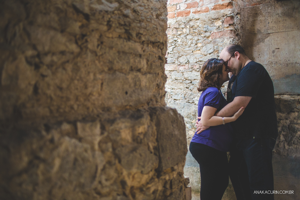 Ensaio de gestante / fotografia de gestante do Gabriel Beluga e Ana Carolina no PArque das Ruínas no Rio de Janeiro RJ, enquanto eles esperavam ansiosamente a Maria Gabriela.