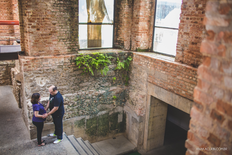 Ensaio de gestante / fotografia de gestante do Gabriel Beluga e Ana Carolina no PArque das Ruínas no Rio de Janeiro RJ, enquanto eles esperavam ansiosamente a Maria Gabriela.