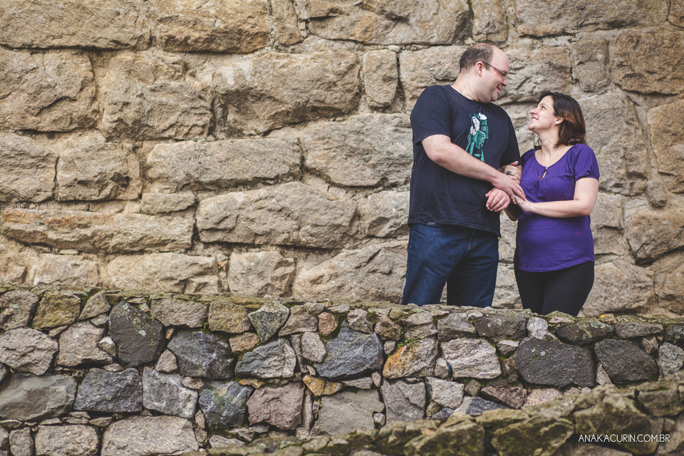 Ensaio de gestante / fotografia de gestante do Gabriel Beluga e Ana Carolina no PArque das Ruínas no Rio de Janeiro RJ, enquanto eles esperavam ansiosamente a Maria Gabriela.