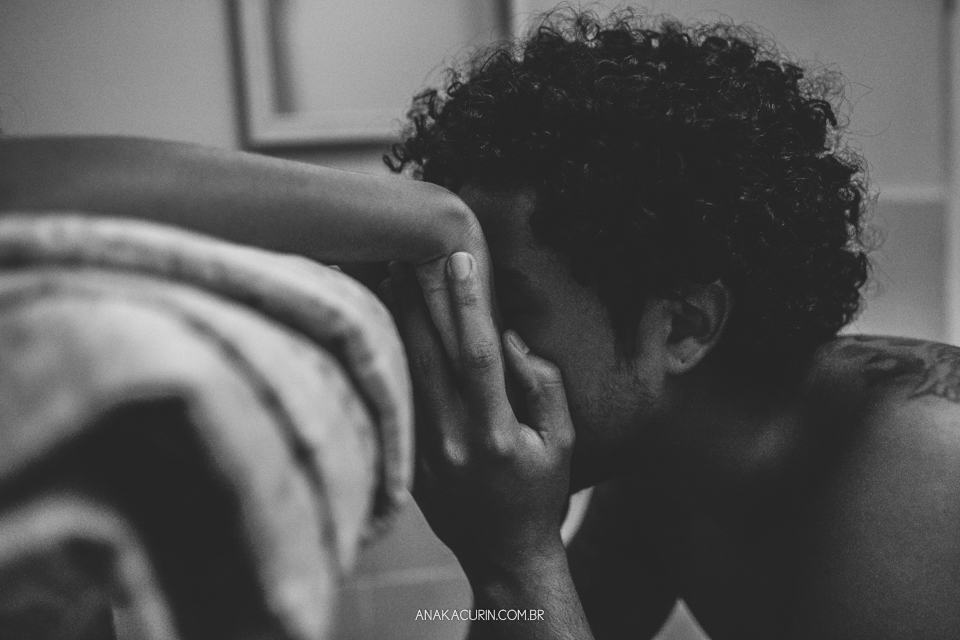 Parto natural do Bento que aconteceu na Casa de Parto David Capistrano em Realengo, Rio de Janeiro, fotografado por Ana Kacurin