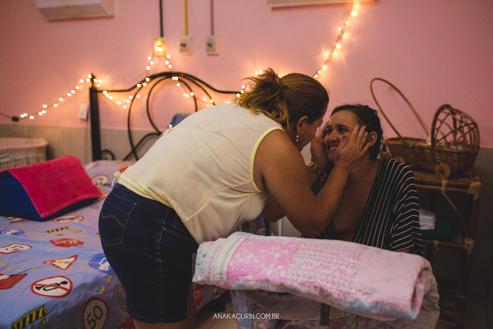 Parto natural do Bento que aconteceu na Casa de Parto David Capistrano em Realengo, Rio de Janeiro, fotografado por Ana Kacurin