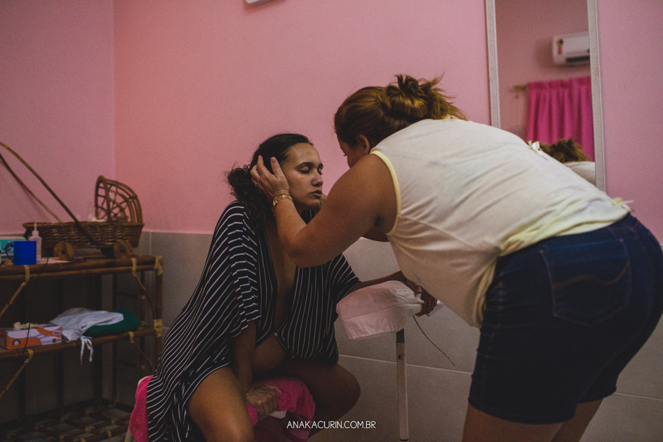 Parto natural do Bento que aconteceu na Casa de Parto David Capistrano em Realengo, Rio de Janeiro, fotografado por Ana Kacurin
