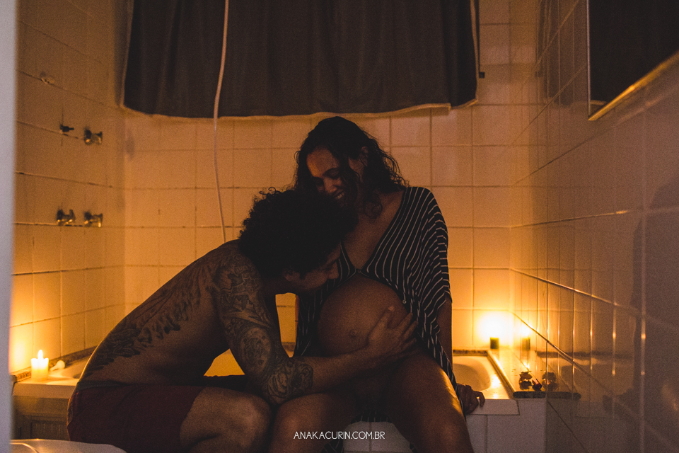 Parto natural do Bento que aconteceu na Casa de Parto David Capistrano em Realengo, Rio de Janeiro, fotografado por Ana Kacurin