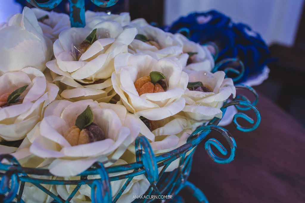 Decoração de casamento do casal de noivos Larissa e Daniel, feita pela Oh Lindeza no Solar Real em Santa Teresa