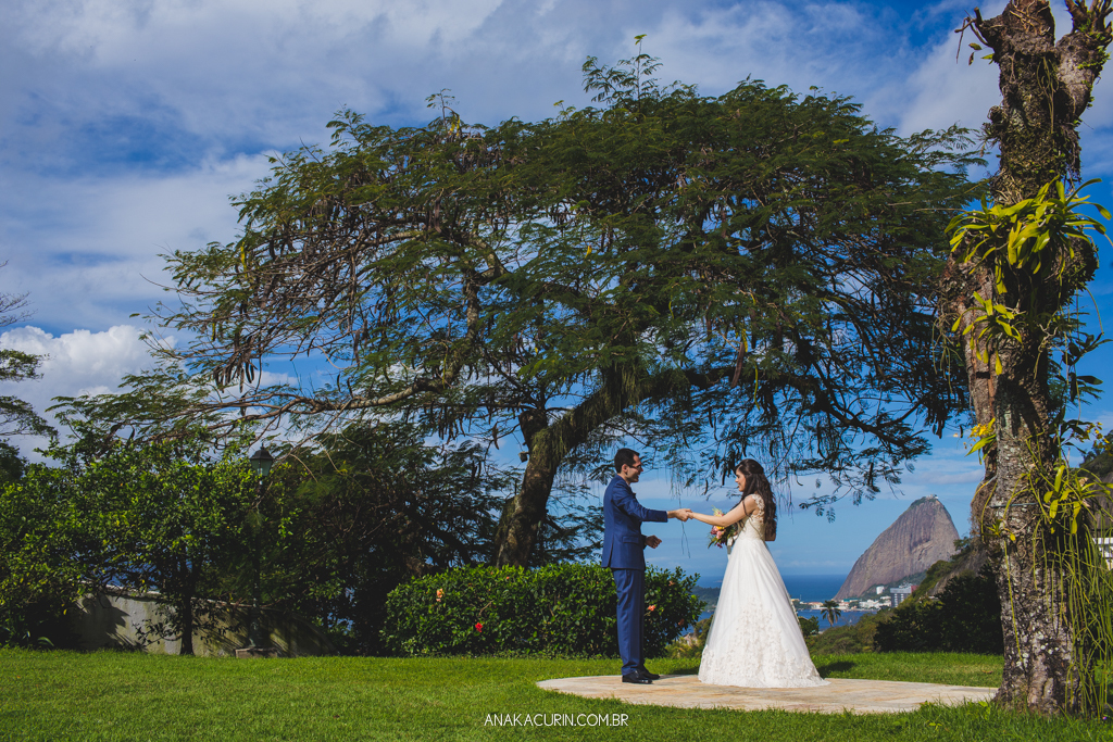 Retratos de casamento de Larissa e Daniel no Solar Real em Santa Teresa