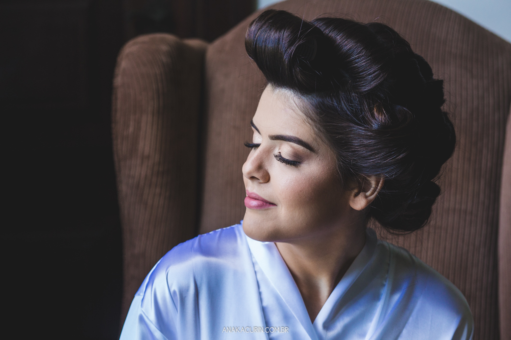 maquiagem da noiva Larissa, simples e clássica